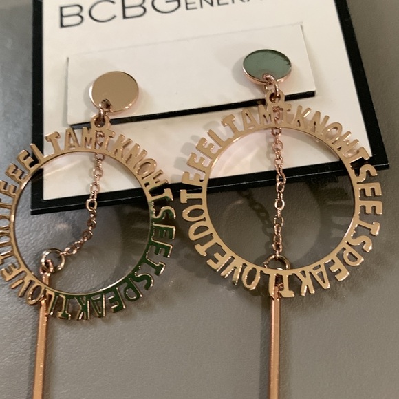 🎅 BCBGeneration Gold I… Earrings Circle Dangle Earrings NWT - Picture 6 of 7